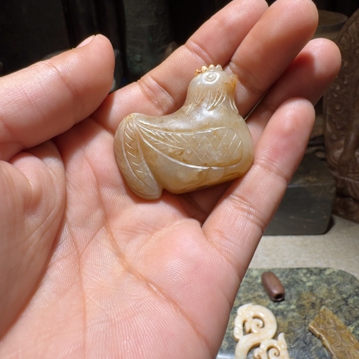 和田玉（糖玉）颈饰未镶嵌彭***青