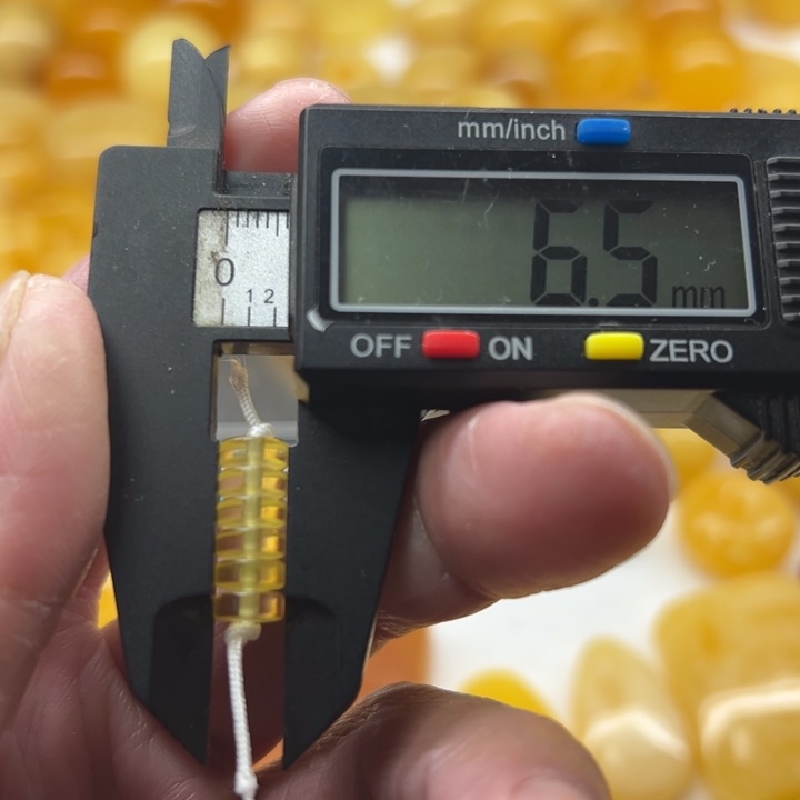 琥珀（矿物珀）未镶嵌裸石