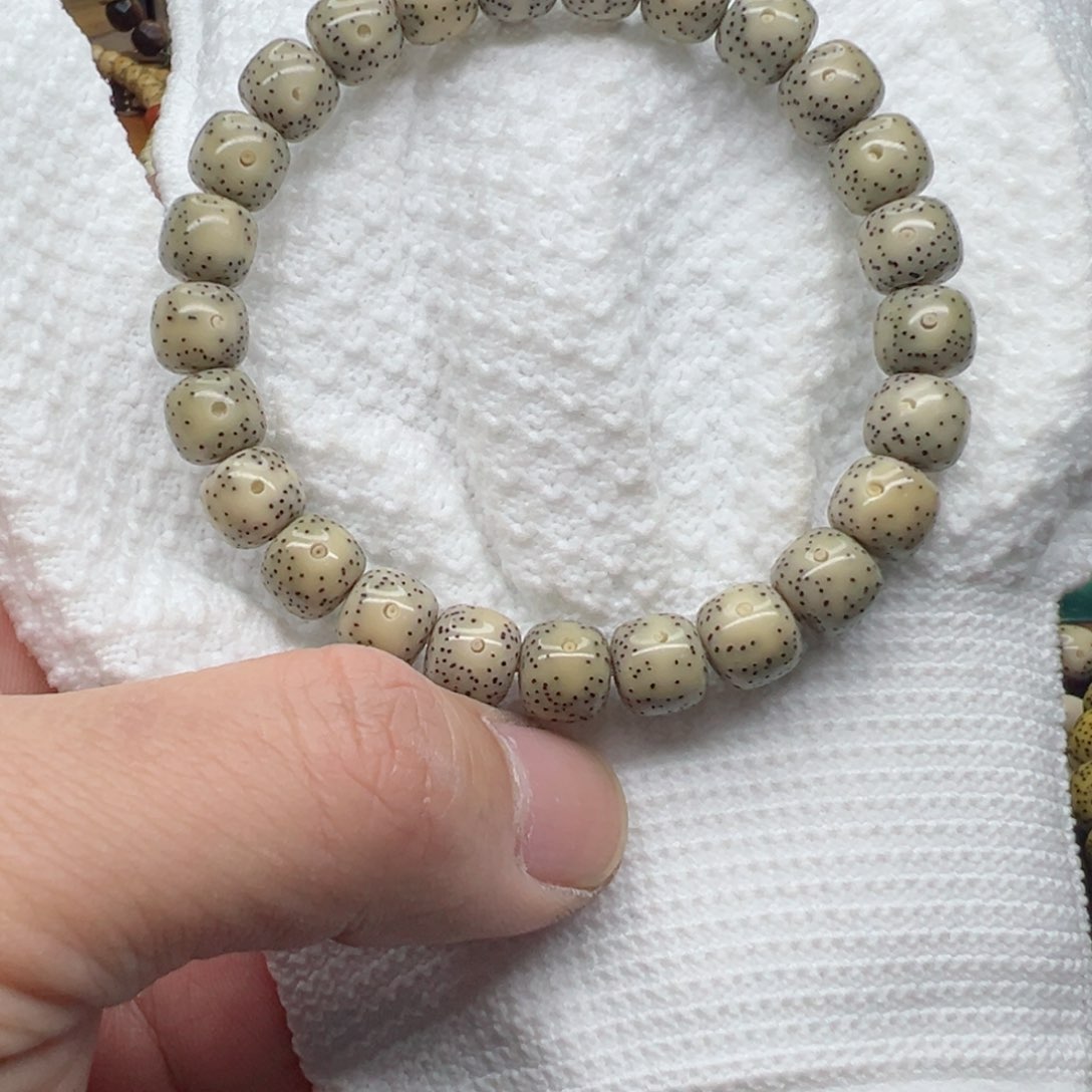 星月菩提手串9x8 全星点