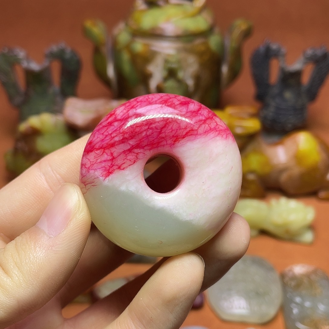 白玉菩提吊坠白玉菩提——吊坠摆件