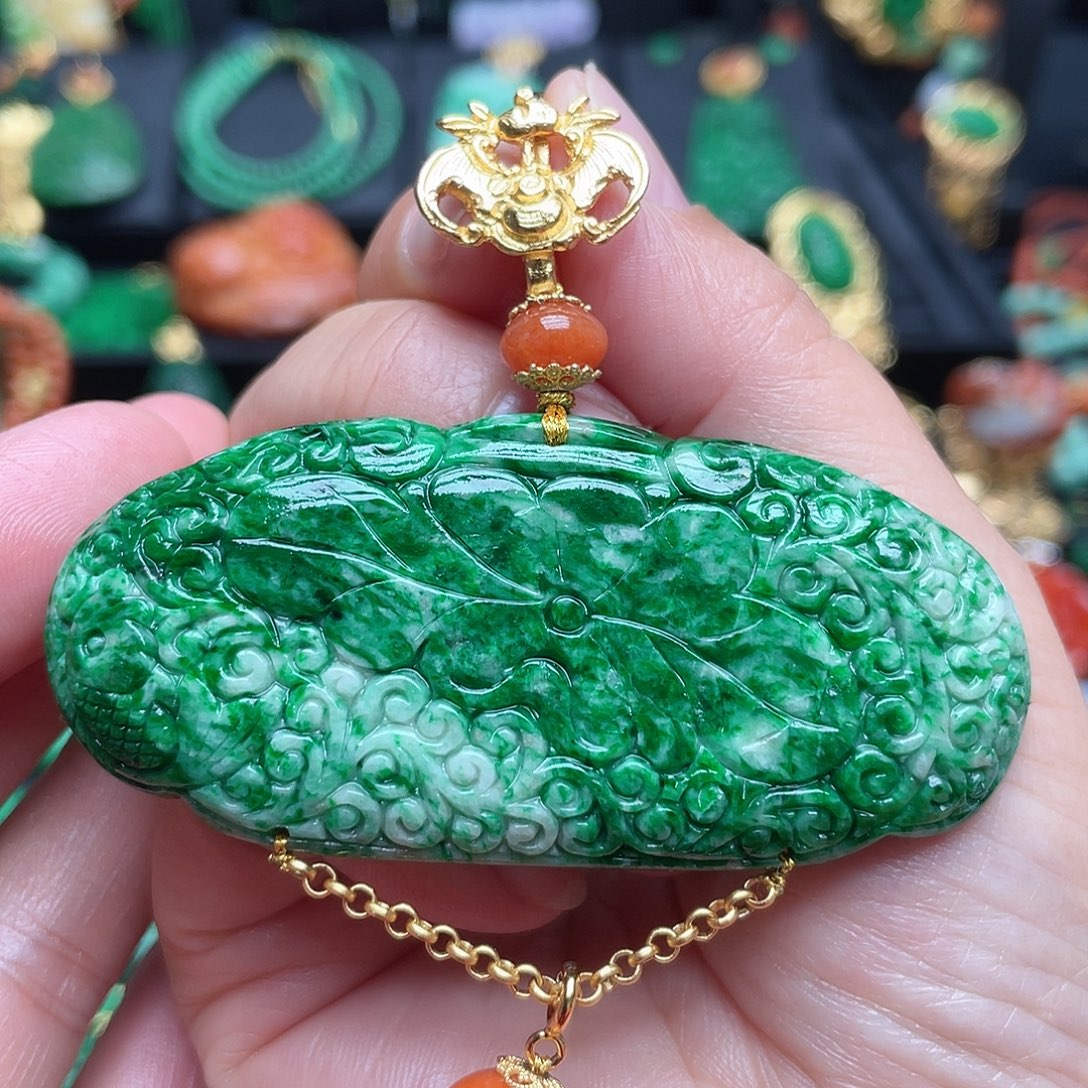 翡翠银S925镶嵌颈饰