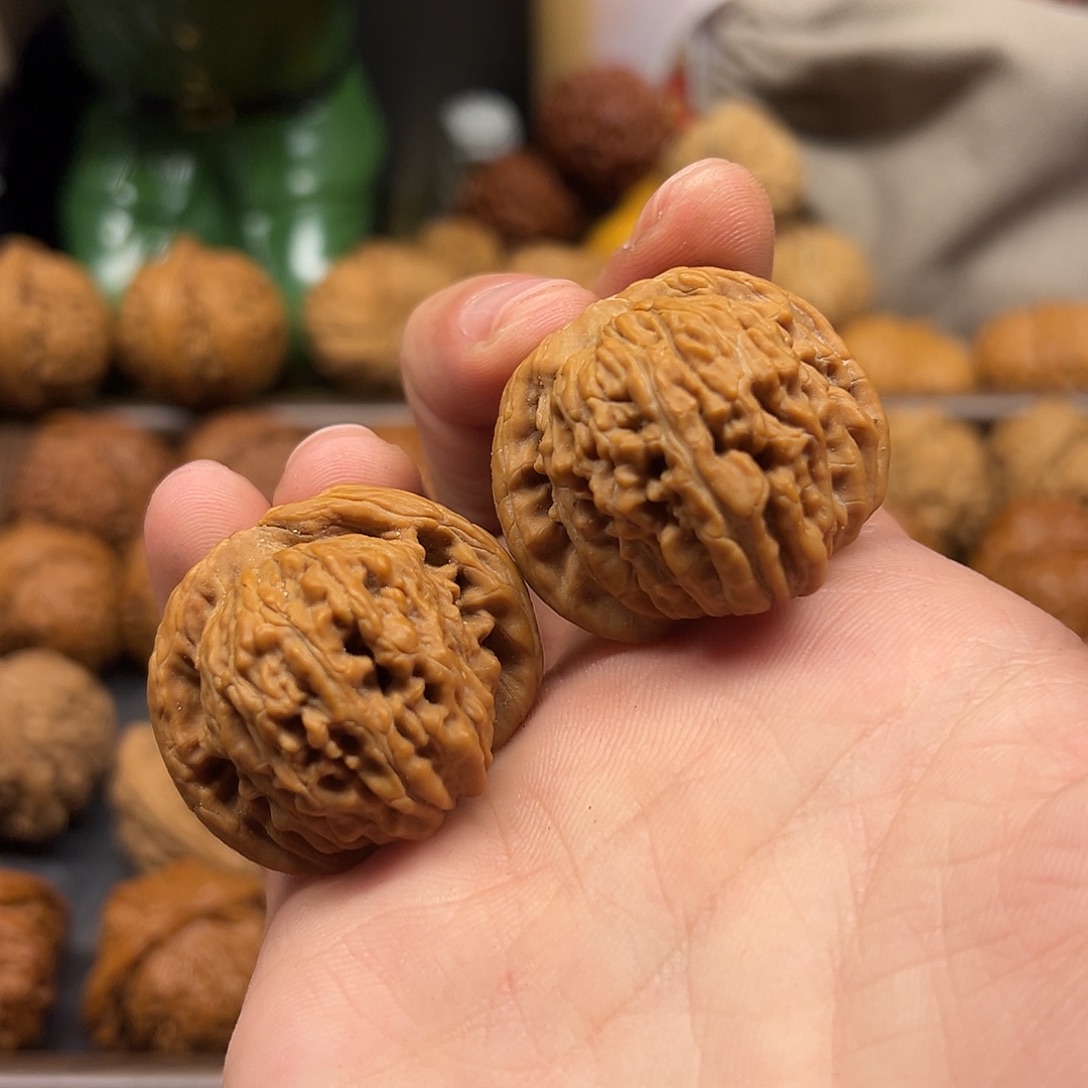 文玩核桃吊坠全品38汉高楼