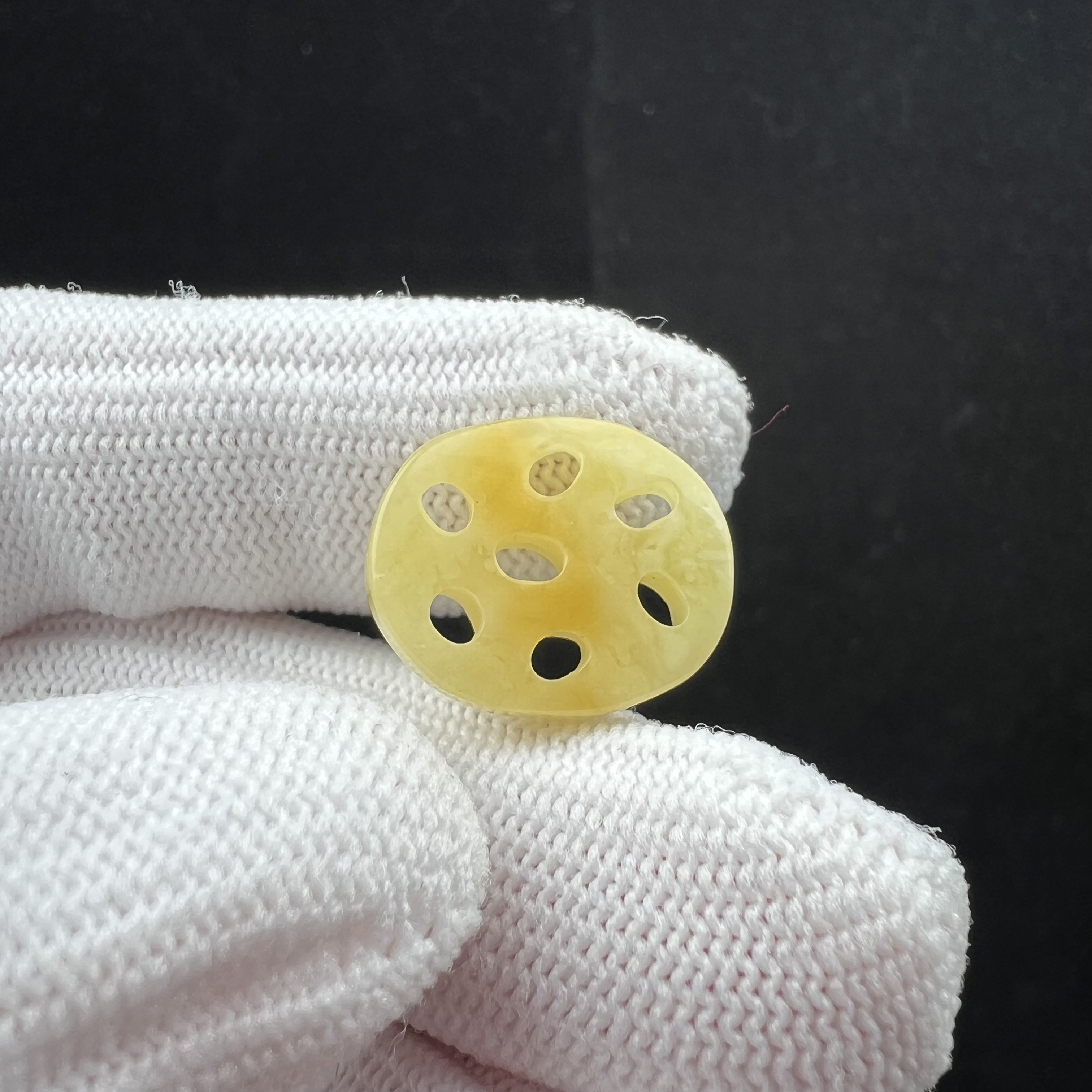 D5528【瑕疵】天然原矿蜜蜡 藕片14.1*17mm支持复检假一罚十