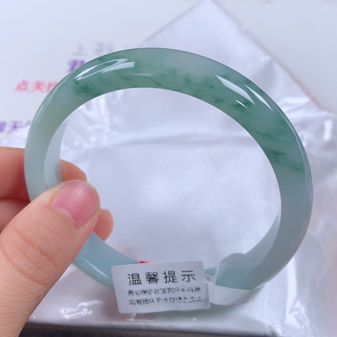 翡翠手镯未镶嵌62圈口①②④