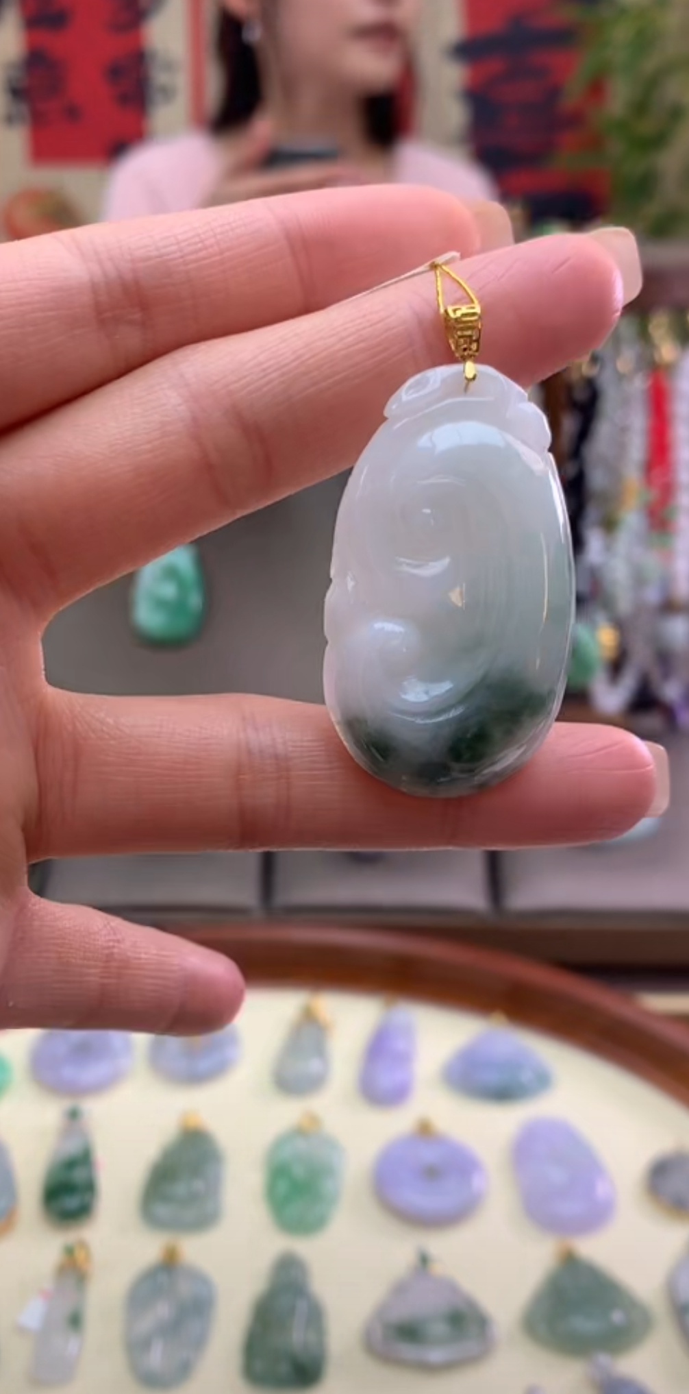 天然a货翡翠吊坠