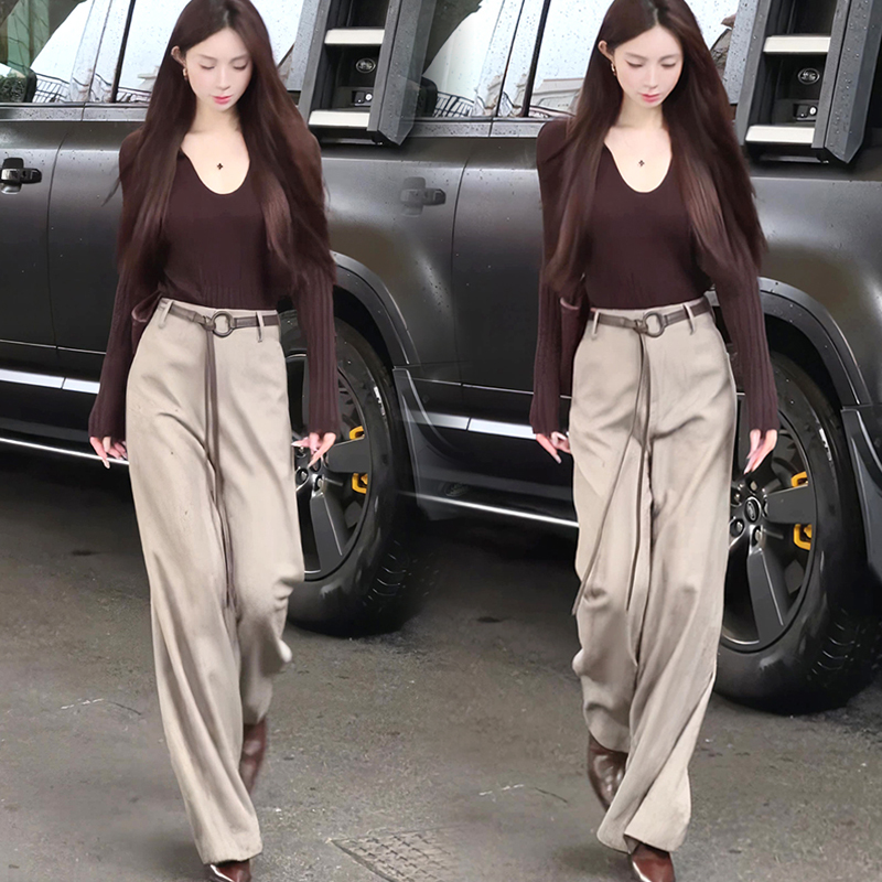 V领长袖毛针织衫女秋季新款修身穿搭短款上衣西装阔腿两件套装潮