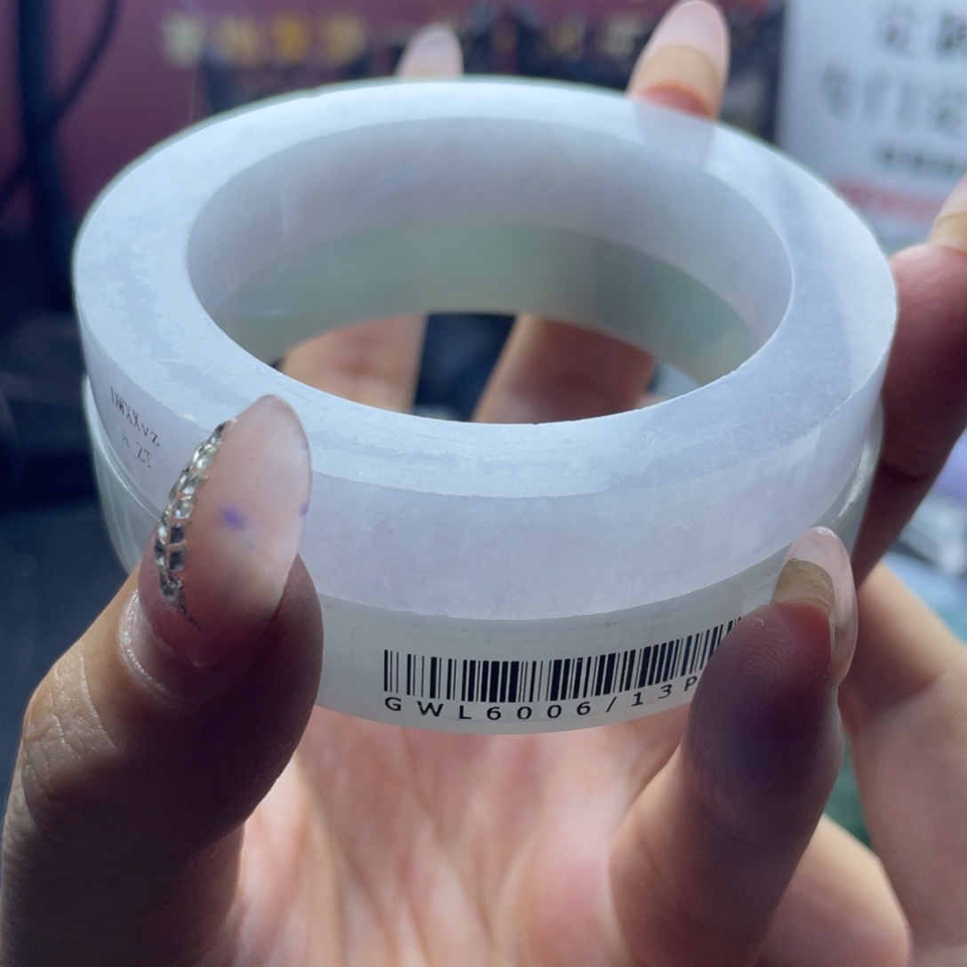 o***羊定制翡翠未镶嵌缅A翡翠多样性发一