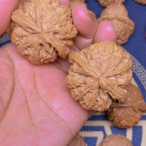 【闪购商品】文玩核桃吊坠玩**乐粗筋47