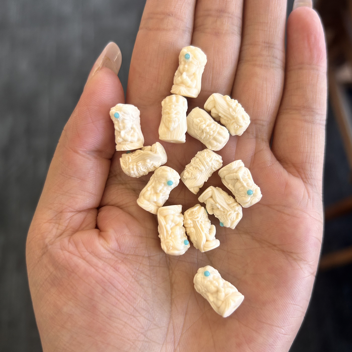 非金属木质吊坠 猛犸牙文玩扎基拉姆雕刻件 