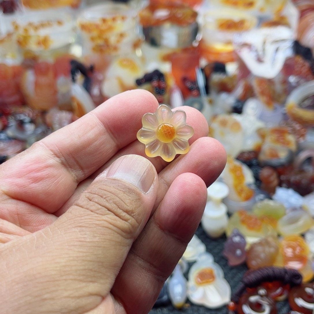 玛瑙/玉髓未镶嵌颈饰