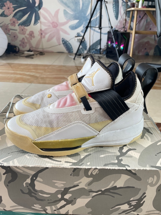 90新 MM6 40码250/Air Jordan 33 FastFit系统 篮球鞋