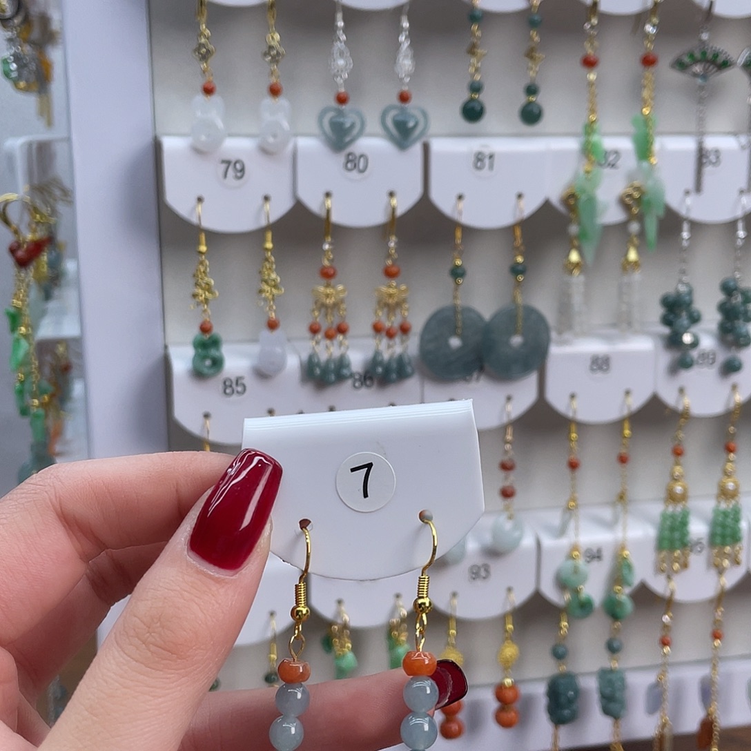 翡翠未镶嵌耳饰7耳