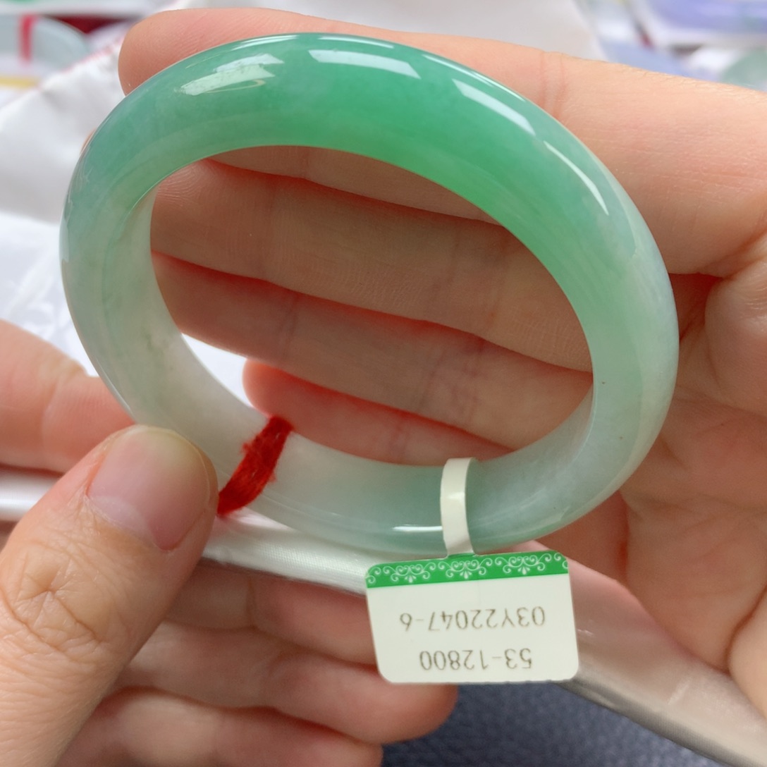 翡翠未镶嵌手镯53正