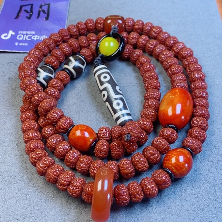 金刚菩提吊坠誠**本金刚菩提