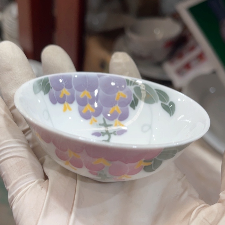 手绘紫藤釉下五彩