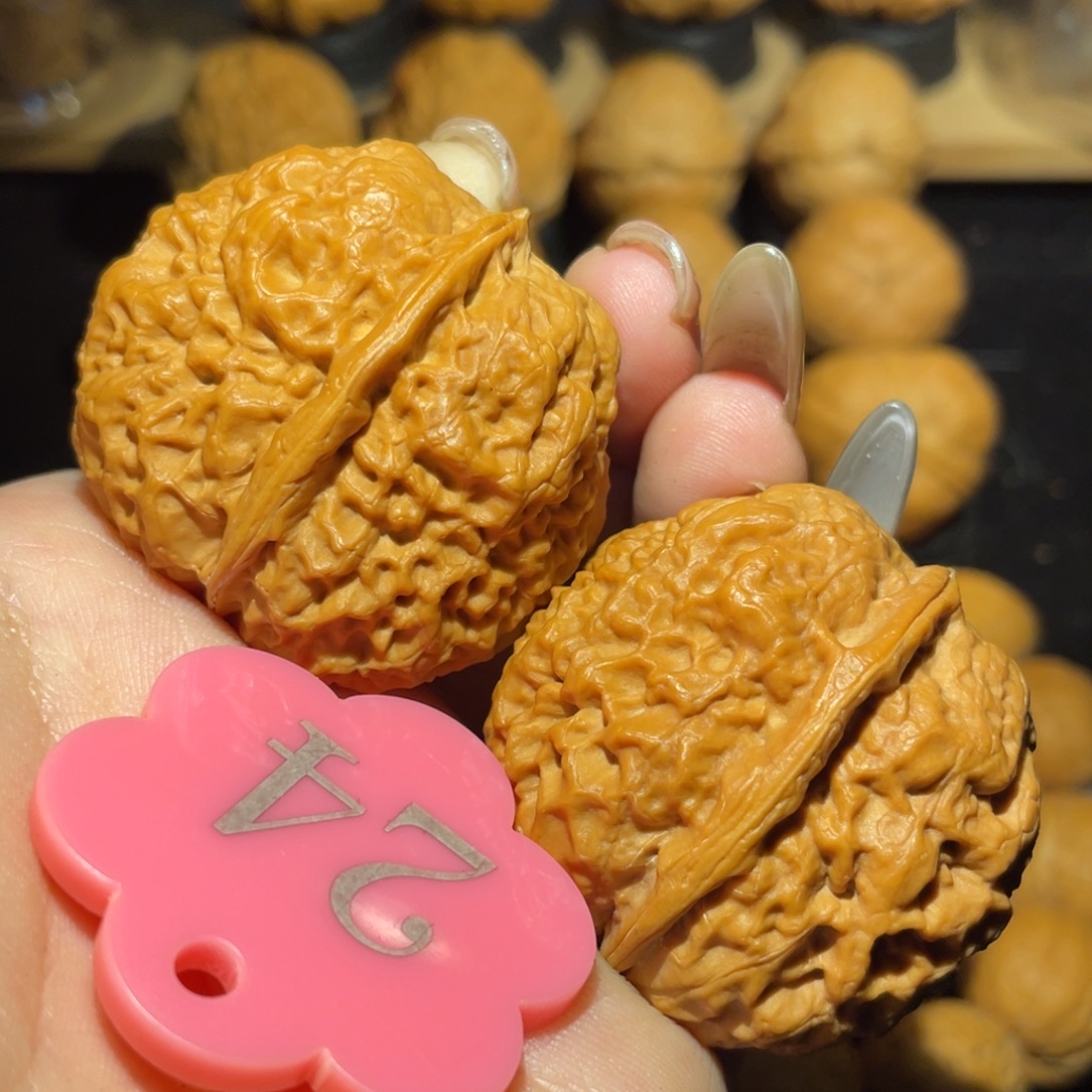 百花舍利40尺寸核桃