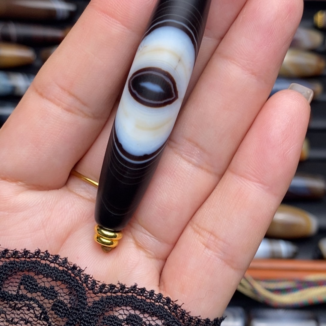 登***顶玛瑙/玉髓未镶嵌吊坠