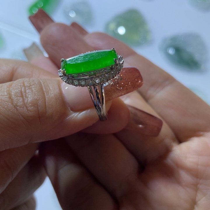 定制翡翠18K金镶嵌无事牌