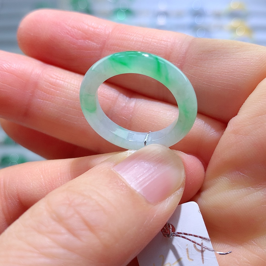 翡翠戒指未镶嵌13-14号