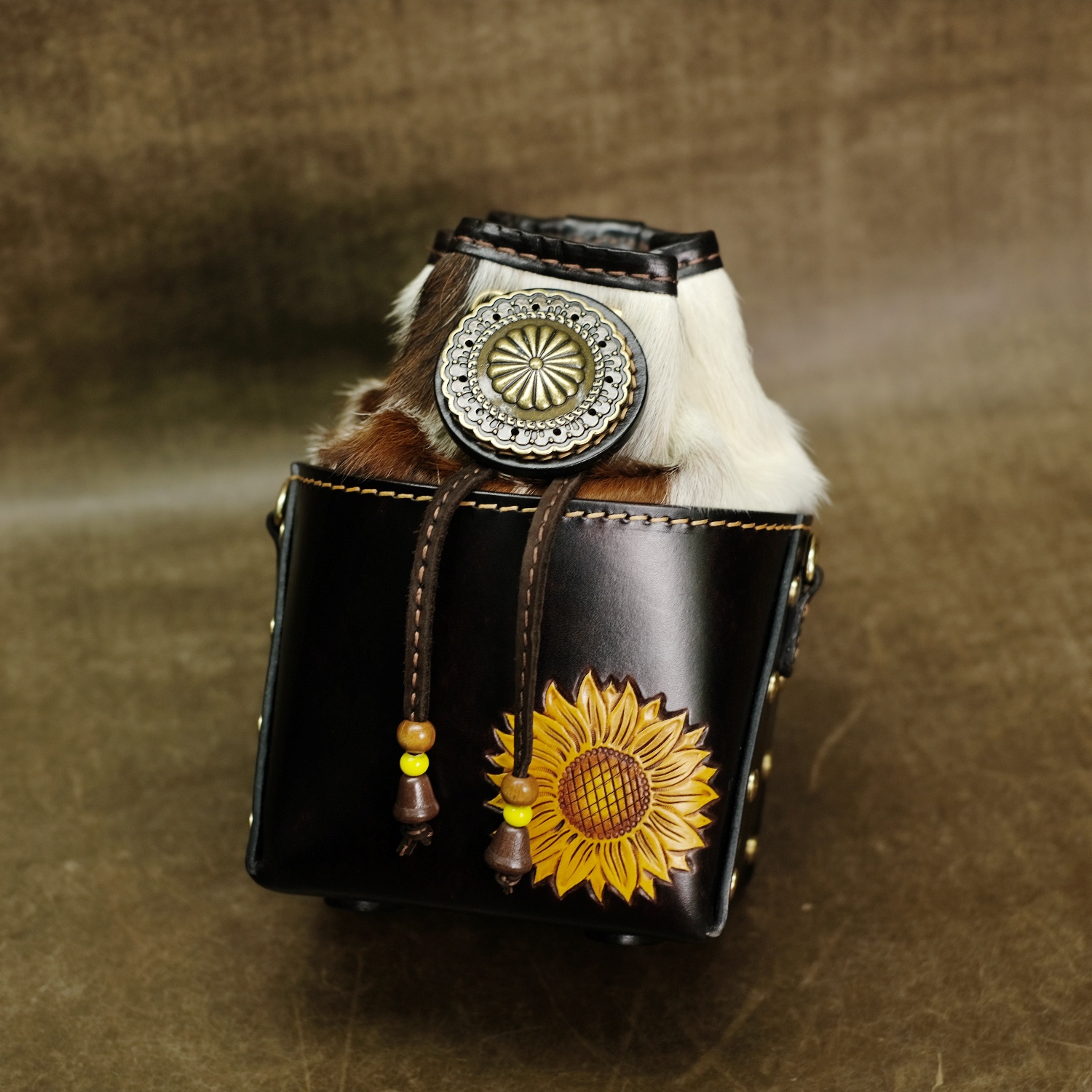 2025秋冬新款【小号星沙向日葵桶包】时尚斜挎女包