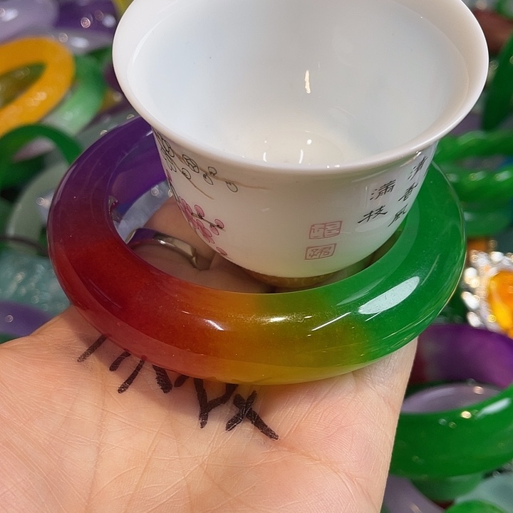 喜欢的可以关注一下咖**人