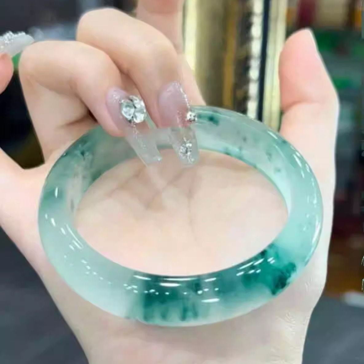 未镶嵌手镯石英质玉   X 144