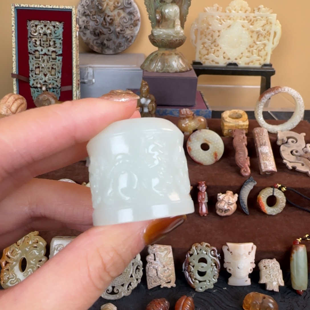 抖***弟和田玉（糖玉）未镶嵌挂件