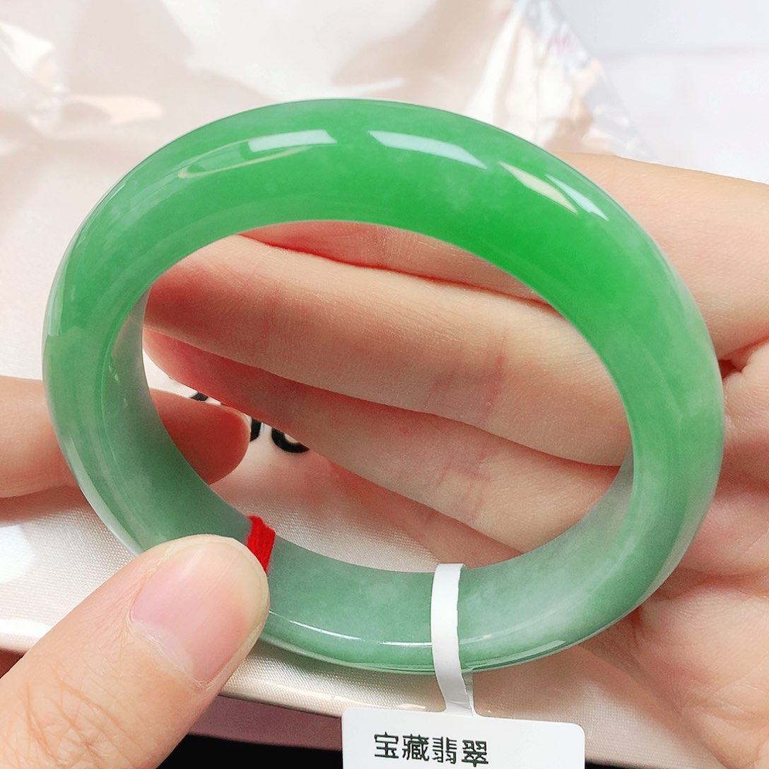 未镶嵌手镯翡翠抖音268