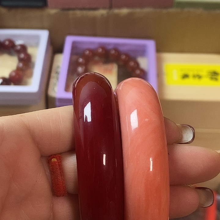 藝***房大叶紫檀（黑酸枝木类）