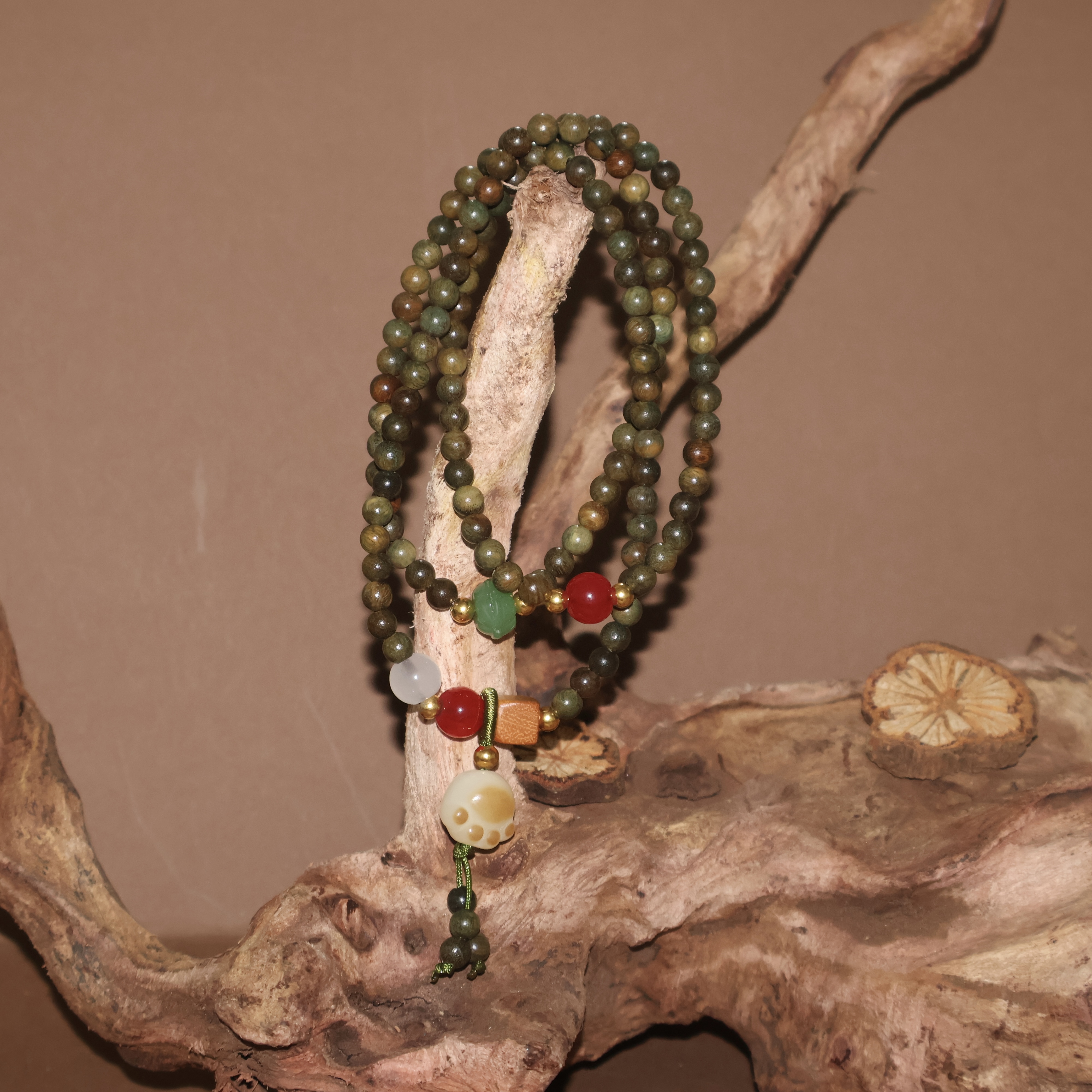 S1499-多圈檀木手串+猫爪吊坠