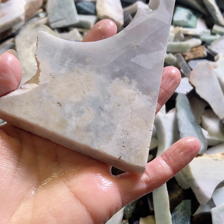 翡翠颈饰未镶嵌天然翡翠