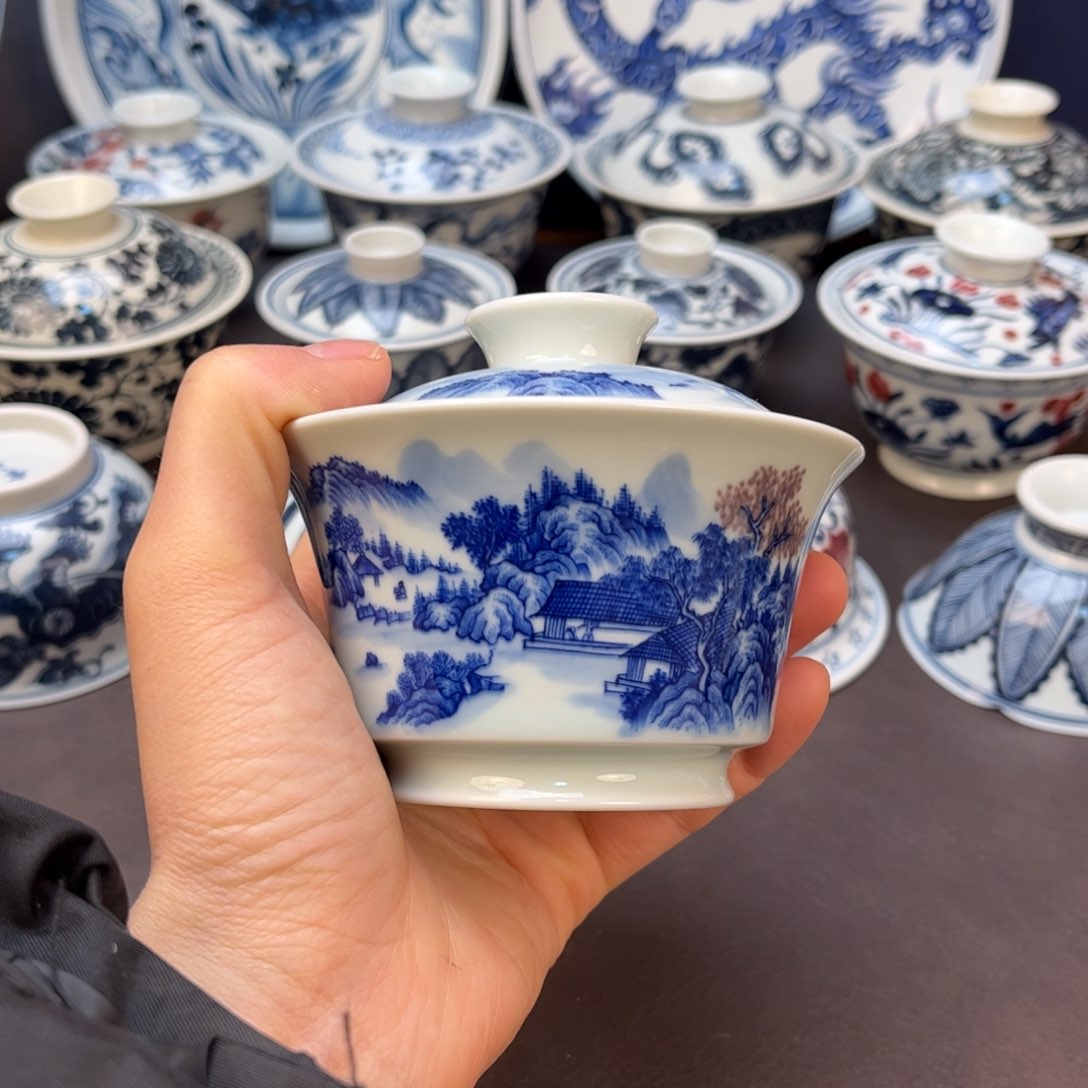 景德镇青花山水满绘大马蹄盖碗