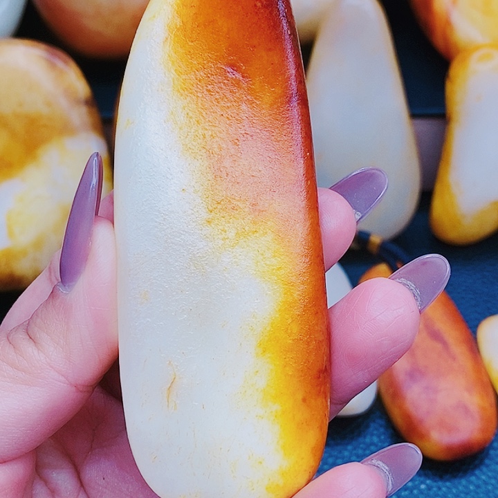 未镶嵌和田玉挂件勇