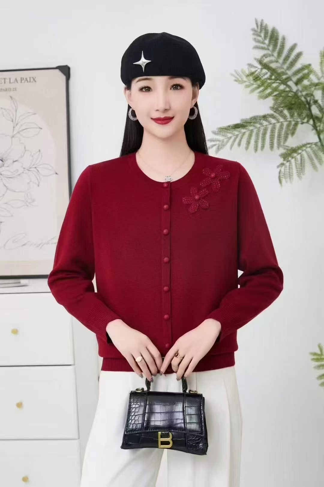 短款薄款打底衫红色直筒常规开衫中老年女装女装针织衫圆领