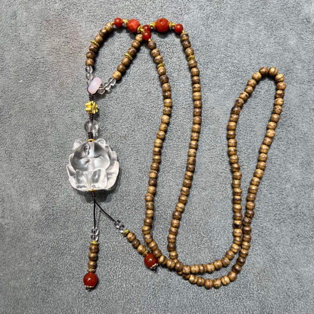 檀木九尾狐吊坠5mm-3837