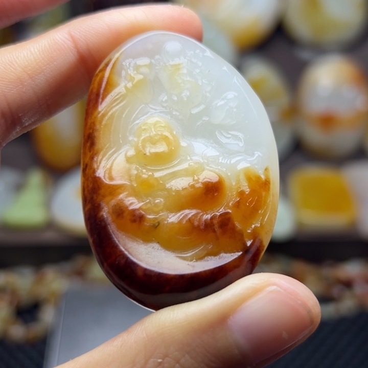 和田玉未镶嵌颈饰