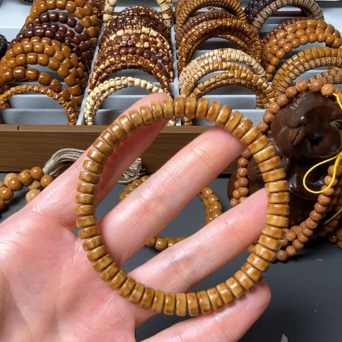 手串紫金鼠皮****、紫金鼠花皮药片7/4