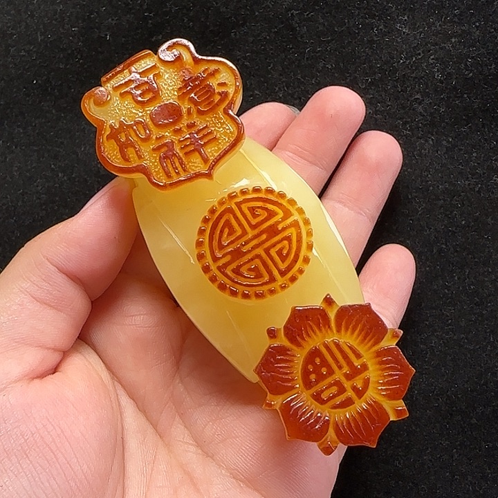 未镶嵌蜜蜡珠宝奇石