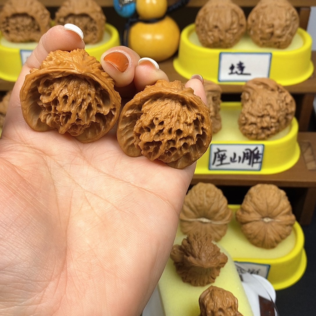 核桃蛇头 文玩/木作/... 文玩把件/