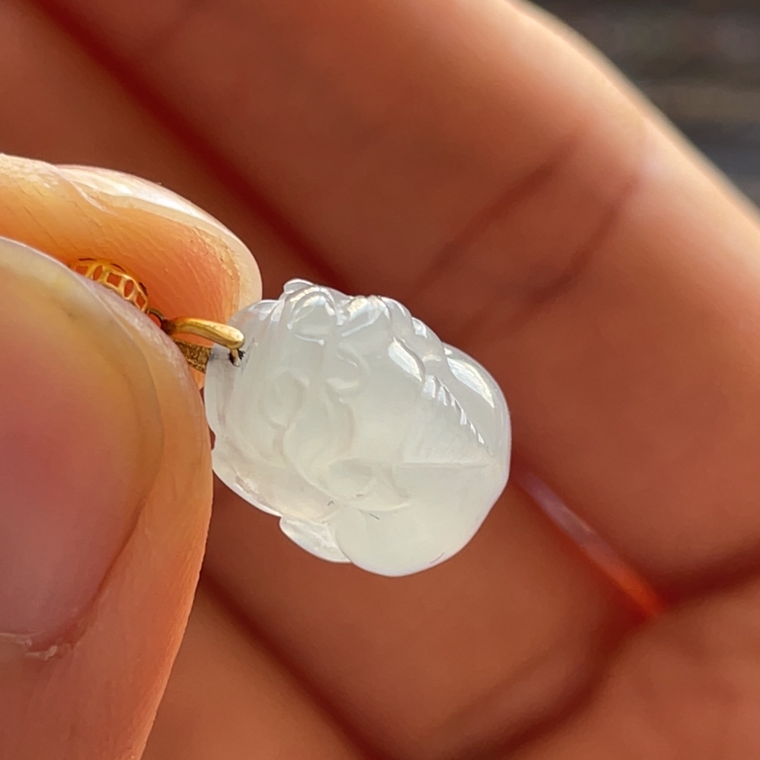 翡翠颈饰18K金镶嵌貔貅