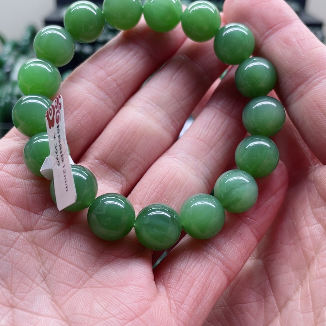 和田玉（碧玉）未镶嵌手链