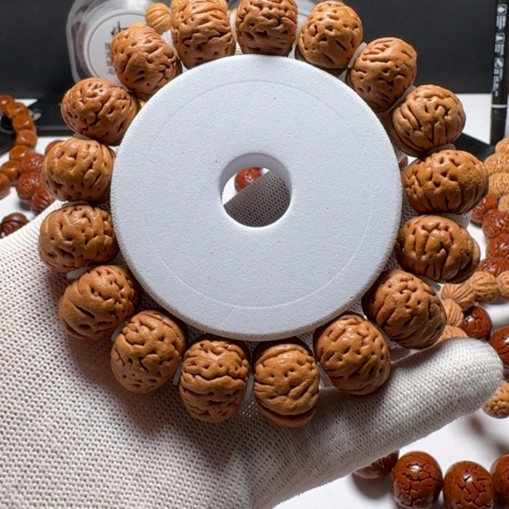 桃核手串啊*树王肌肉纹桃核手串