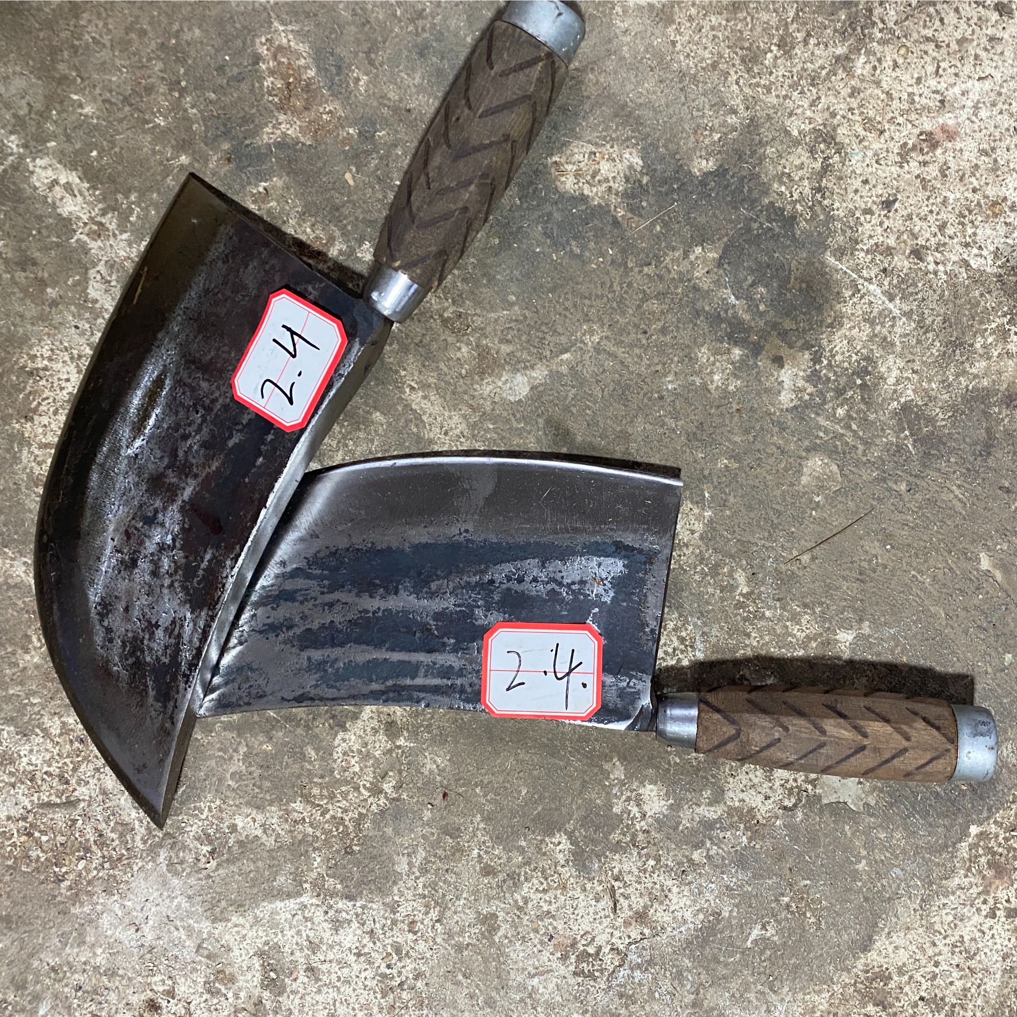 穿心圆柄翘角斩骨刀-仓库货清理