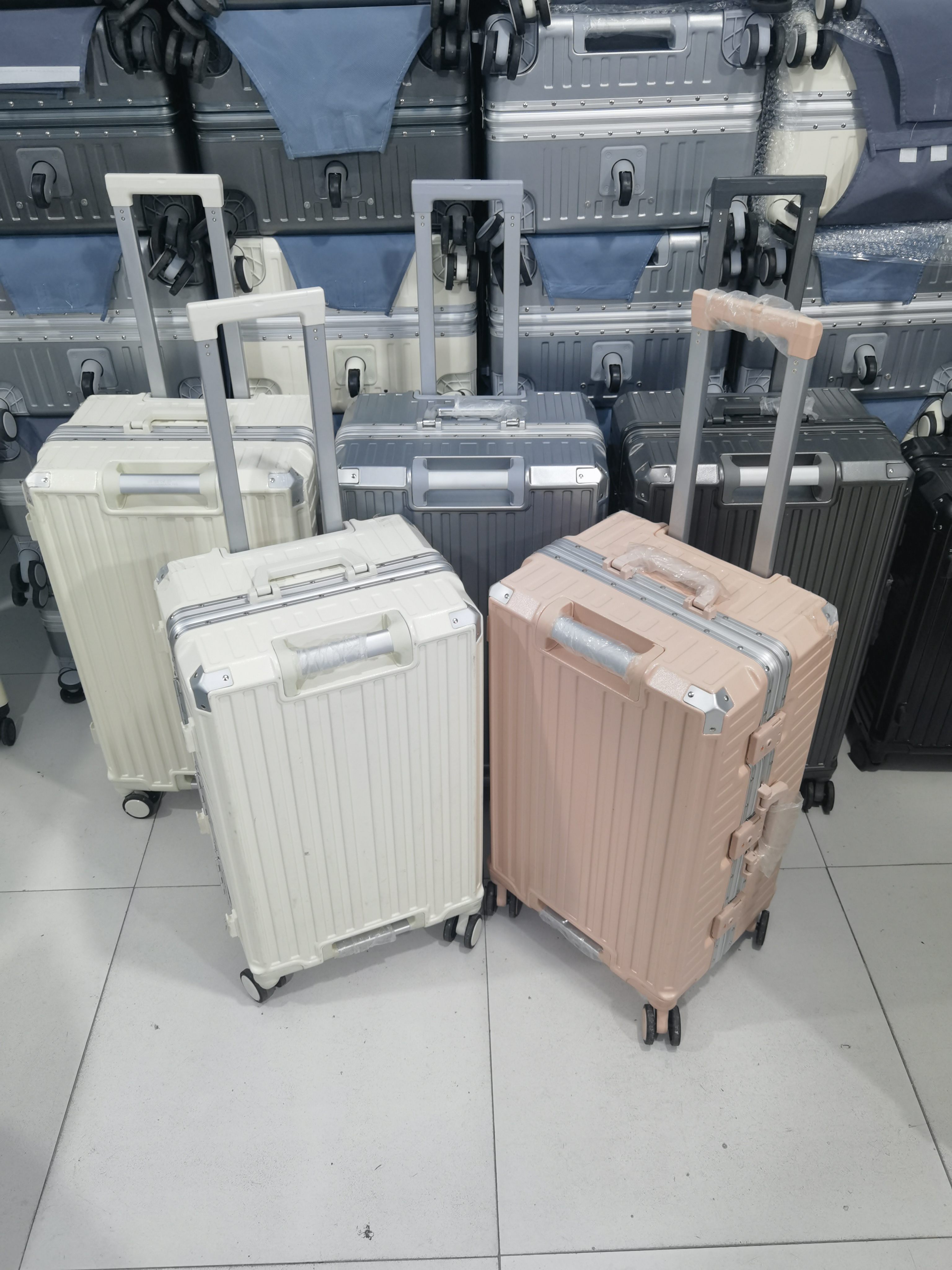 五轮拉杆箱3/7开22-24-26-28颜色备注