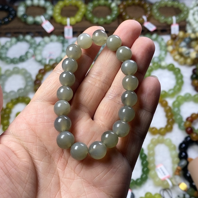 【闪购商品】蛇纹石玉手串未镶嵌卡10