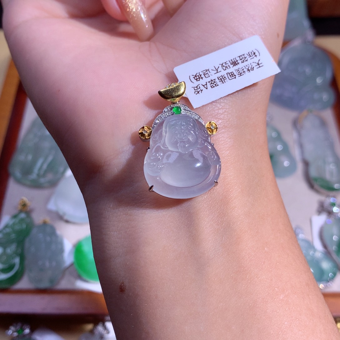 翡翠吊坠(不含链)18K金镶嵌