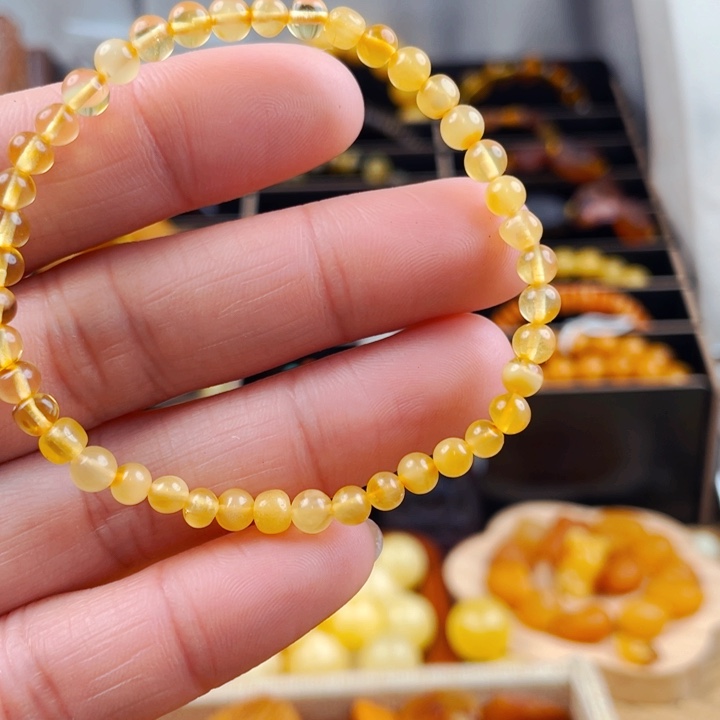 琥珀颈饰未镶嵌手串