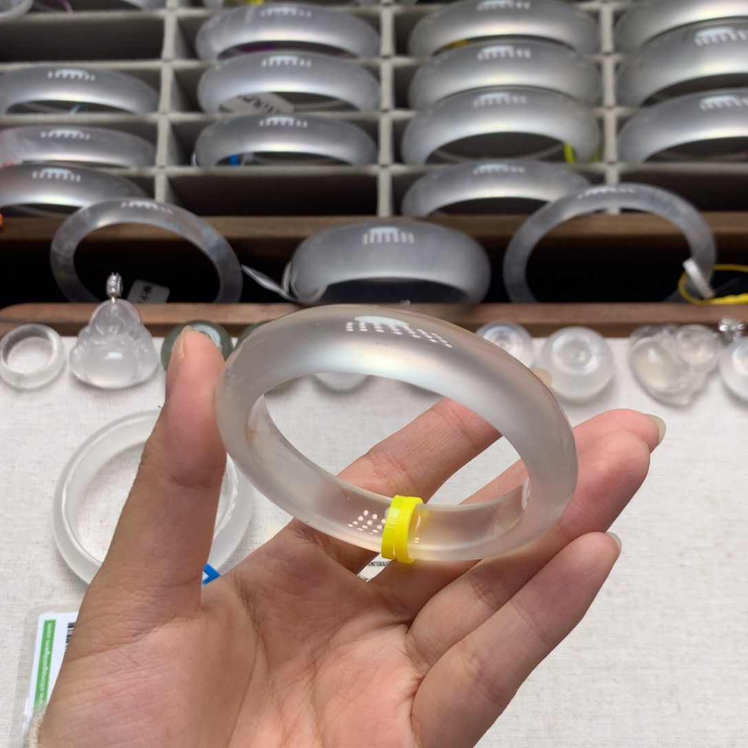 石英质玉未镶嵌手镯8A53.2不锈钢光大高货