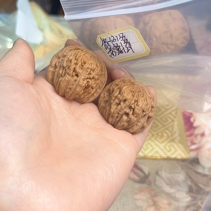 文玩核桃把件一代楼