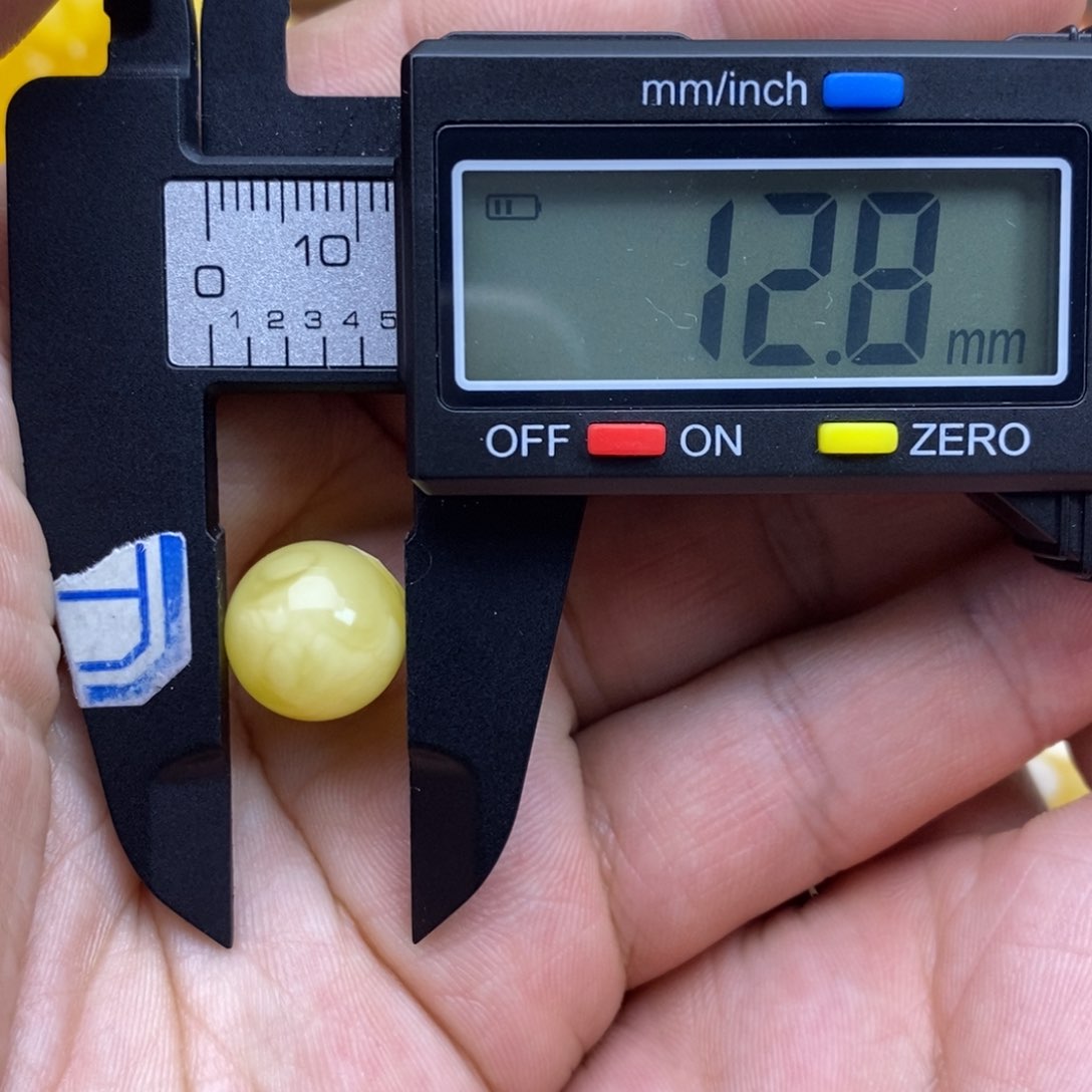 琥珀裸石未镶嵌0*h12.8圆珠